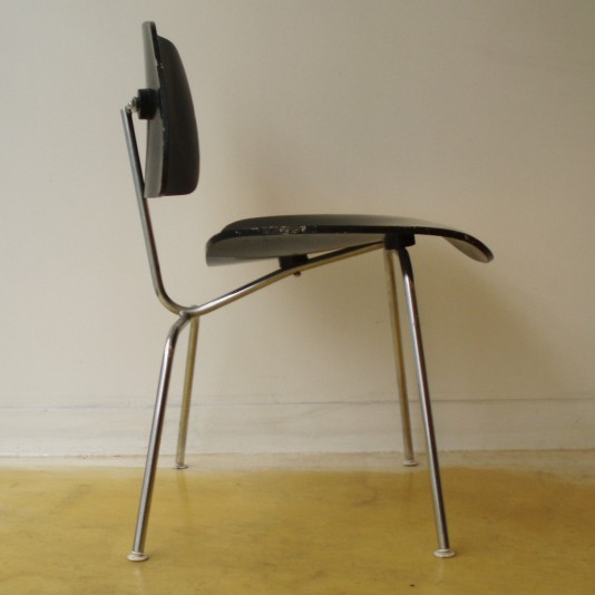 Chaise Eames